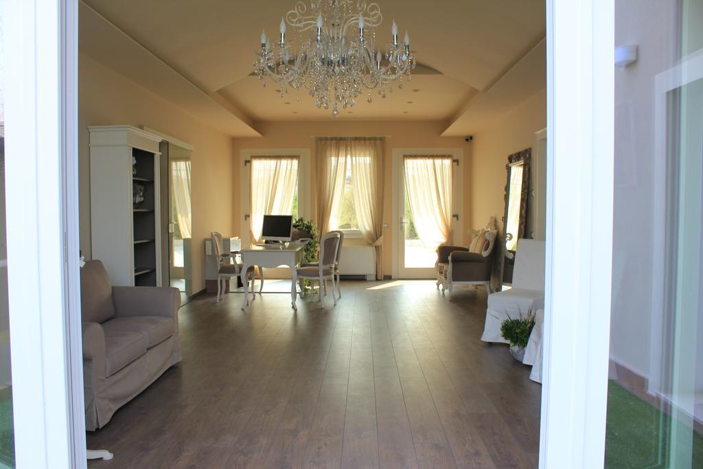 Antica Dimora Stucky 2*